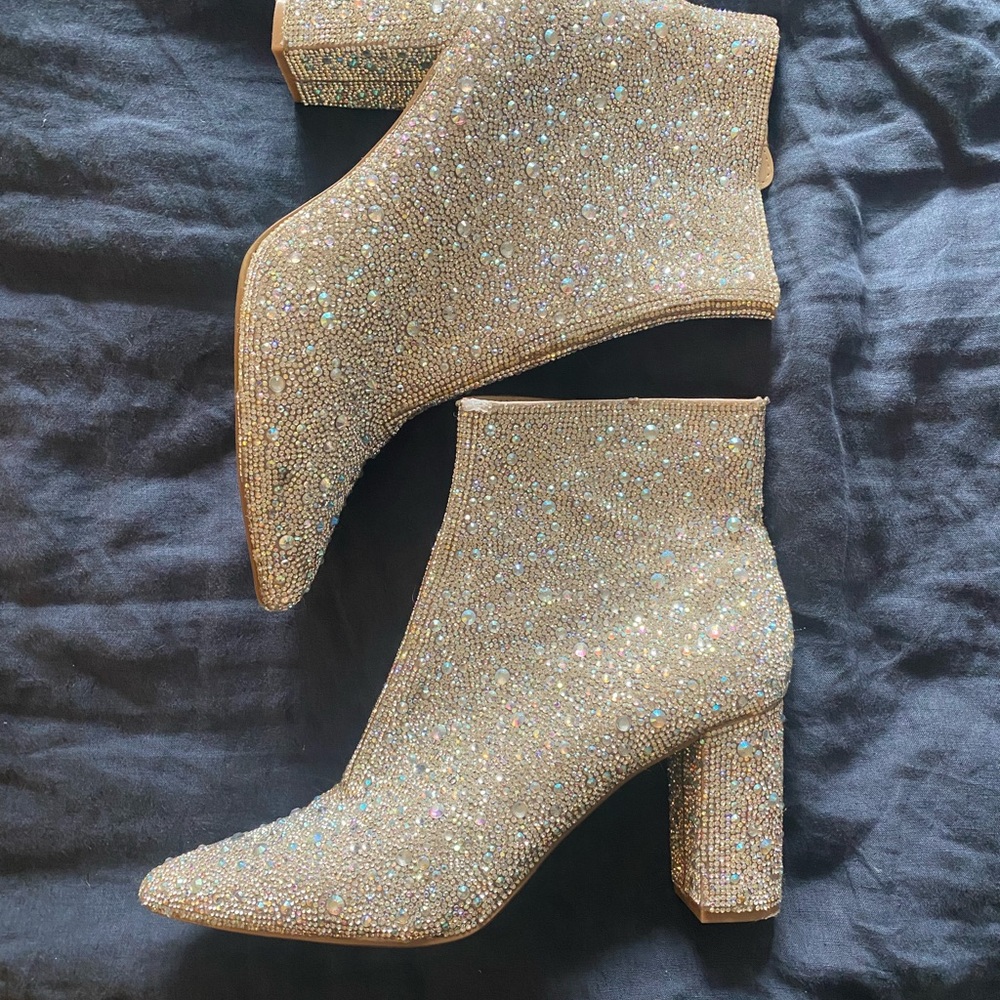 Betsey Johnson Cady Rhinestone ankle boots size 10.